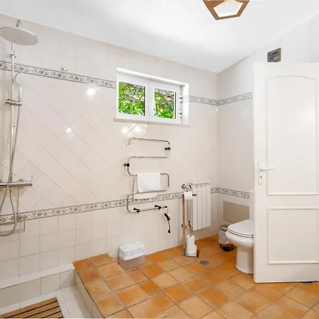 Villa Oasis Pool And Golf 4bd Caparica | By Airnest *
