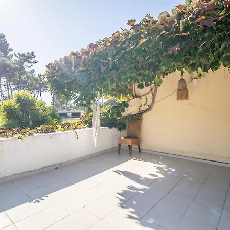 Villa Oasis Pool And Golf 4bd Caparica | By Airnest